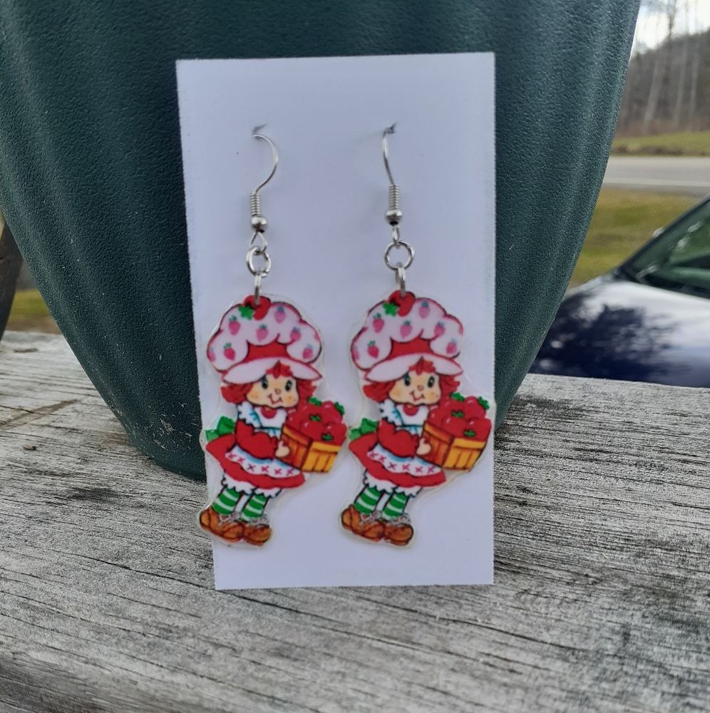 Strawberry shortcake earrings